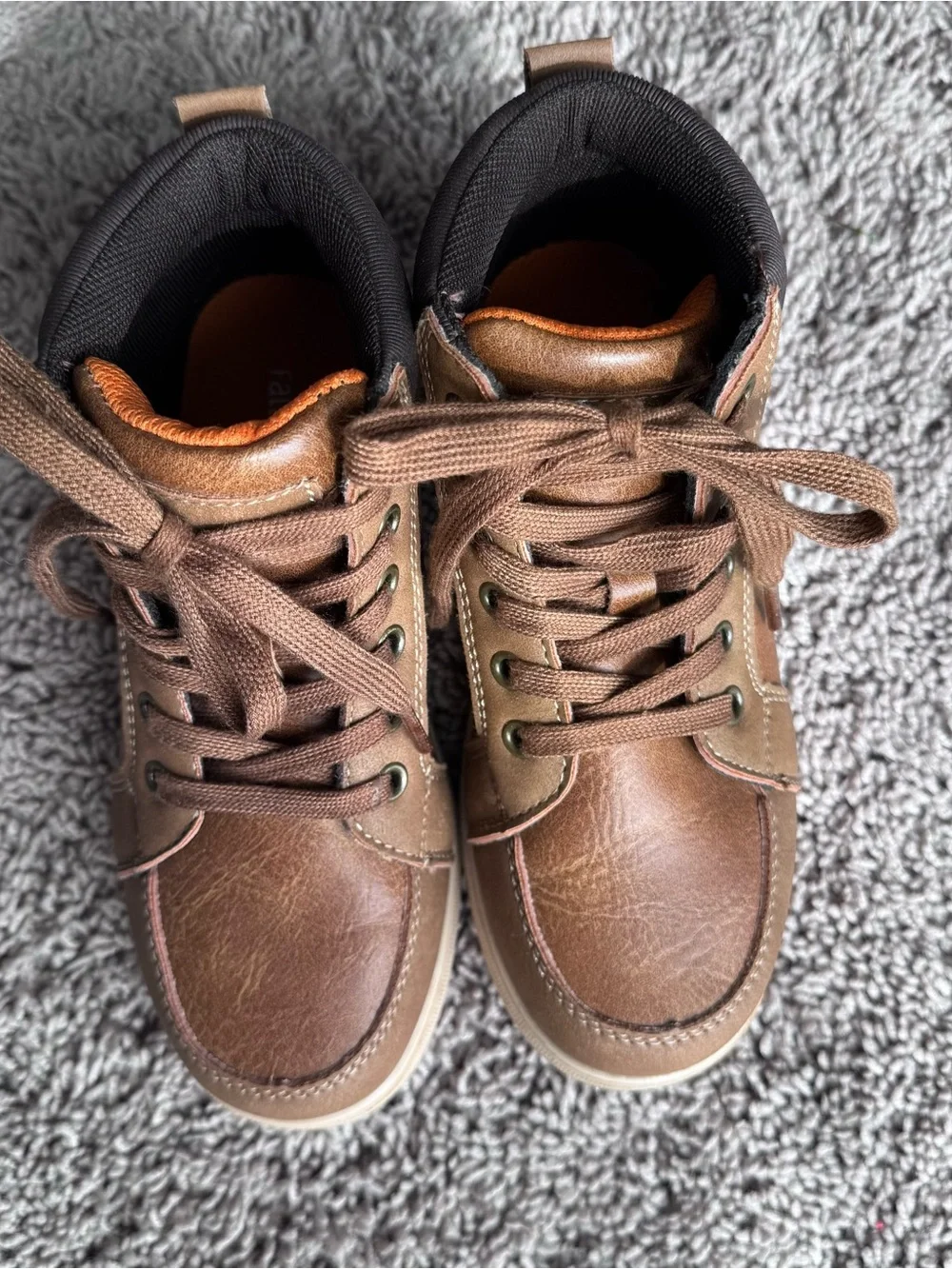 LIKE NEW Falls Creek Boys boots size 13